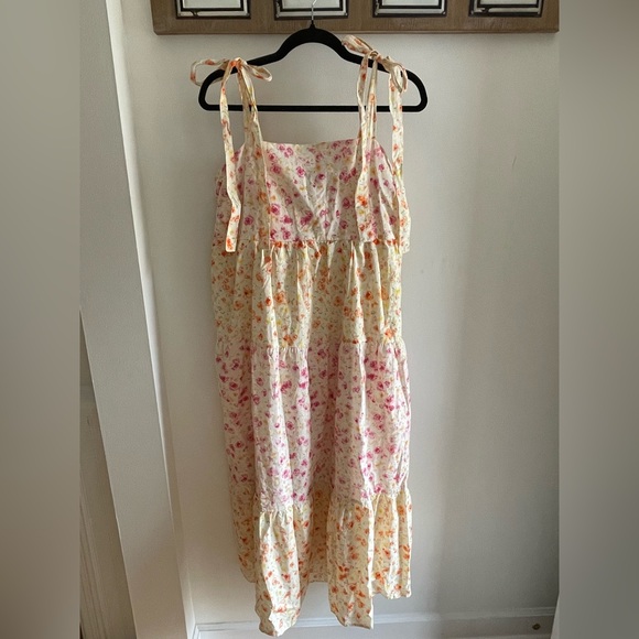 ARULA Dresses & Skirts - ARULA Cream Maxi Dress with Pink and Orange Floral Print